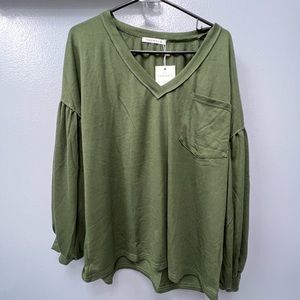 NWT adreamly long sleeve shirt size medium